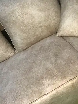 Snapshot of GoddessVee chatting on 12-04-24, 02:42 GoddessVee online show from 12-04-24, 02:42