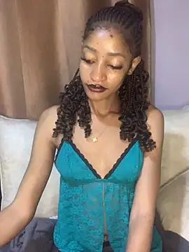 Snapshot of GoddessVee chatting on 12-05-24, 11:07 GoddessVee online show from 12-05-24, 11:07