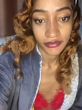 Snapshot of GoddessVee chatting on 12-27-24, 10:59 GoddessVee online show from 12-27-24, 10:59