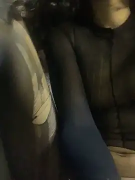 Snapshot of GoddessVee chatting on 01-30-25, 08:31 GoddessVee online show from 01-30-25, 08:31