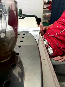 Snapshot of Alexwawapl chatting on 10-16-25, 09:38 Alexwawapl online show from 10-16-25, 09:38