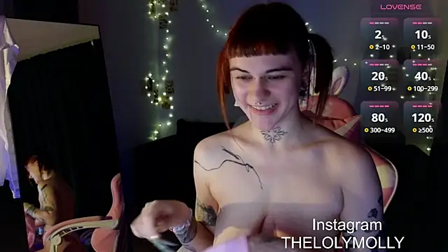 Snapshot of LolyMolli chatting on 03-08-25, 05:11 LolyMolli online show from 03-08-25, 05:11