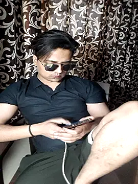 Snapshot of 69venom69 chatting on 03-13-25, 04:49 69venom69 online show from 03-13-25, 04:49