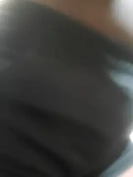 Snapshot of julietunderwoood chatting on 10-26-25, 04:07 julietunderwoood online show from 10-26-25, 04:07