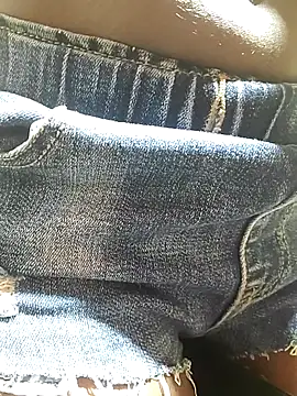 Snapshot of julietunderwoood chatting on 12-01-25, 03:44 julietunderwoood online show from 12-01-25, 03:44