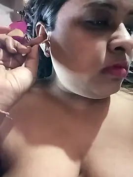 Snapshot of Love_Jenny chatting on 02-22-25, 07:01 Love Jenny online show from 02-22-25, 07:01