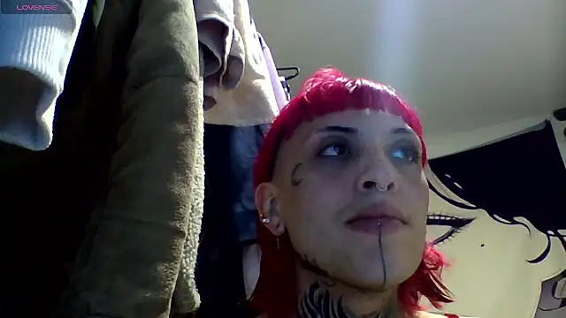 Snapshot of charlotbelucci_ chatting on 07-19-26, 11:41 charlotbelucci online show from 07-19-26, 11:41