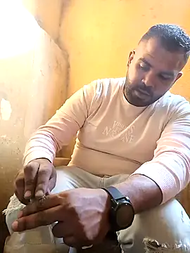 Snapshot of ListedLoin chatting on 01-07-25, 01:14 ListedLoin online show from 01-07-25, 01:14