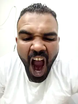 Snapshot of ListedLoin chatting on 02-17-25, 06:26 ListedLoin online show from 02-17-25, 06:26