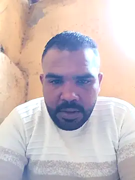 Snapshot of ListedLoin chatting on 02-26-25, 09:10 ListedLoin online show from 02-26-25, 09:10