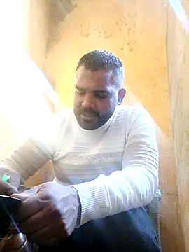 Snapshot of ListedLoin chatting on 02-26-25, 01:41 ListedLoin online show from 02-26-25, 01:41