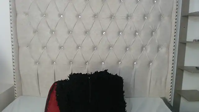 Snapshot of Abril_Squirt chatting on 11-09-25, 08:51 Abril Squirt online show from 11-09-25, 08:51