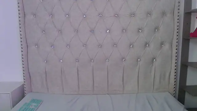 Snapshot of Abril_Squirt chatting on 01-09-26, 10:11 Abril Squirt online show from 01-09-26, 10:11