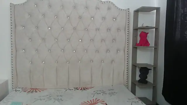 Snapshot of Abril_Squirt chatting on 02-03-26, 08:36 Abril Squirt online show from 02-03-26, 08:36