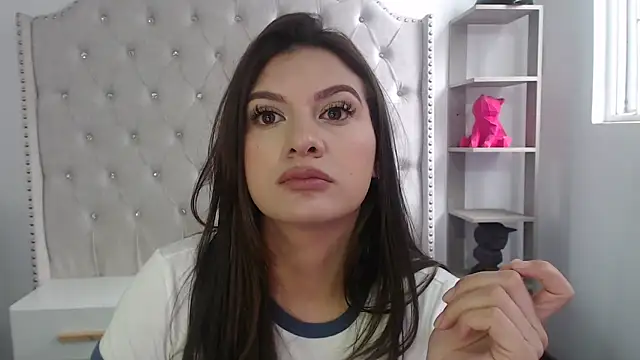 Abril Squirt online show from 03-09-26, 08:35