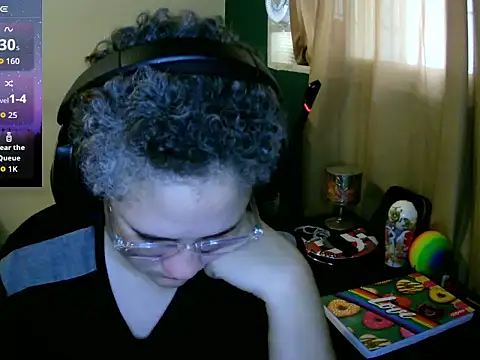 Snapshot of lolalicious_758 chatting on 09-20-25, 04:08 lolalicious 758 online show from 09-20-25, 04:08