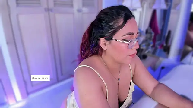 Snapshot of MelissaKarterrs chatting on 12-04-25, 12:14 MelissaKarterrs online show from 12-04-25, 12:14