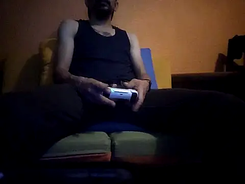 Snapshot of Angel_Coronel chatting on 02-13-25, 03:29 Angel Coronel online show from 02-13-25, 03:29