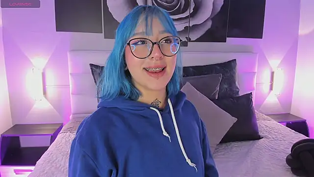 sofi bakerr online show from 10-23-25, 11:31