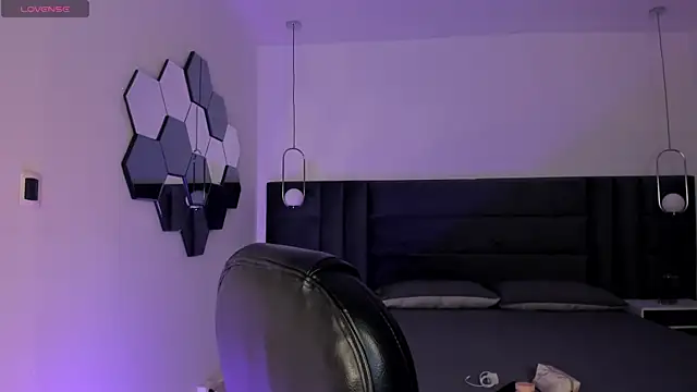 ViolettHansson online show from 02-06-26, 06:22