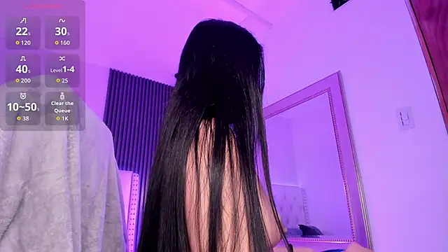 aliscollins  online show from 09-24-25, 01:20