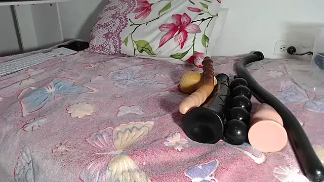 ruby07 online show from 11-28-25, 08:00