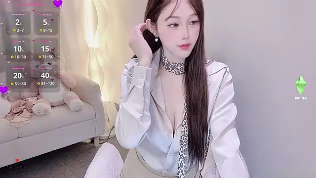 Kiss-18 online show from 10-30-25, 01:01