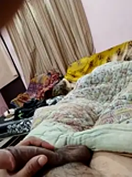 roadtucker123 online show from 12-03-25, 06:39