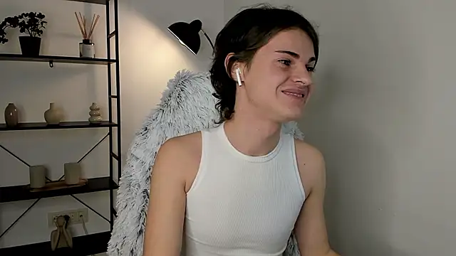 little femb0y online show from 02-03-26, 08:03