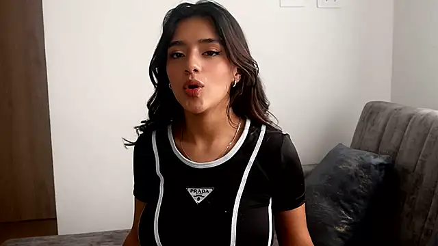 Rebecca 055 online show from 07-12-26, 06:21