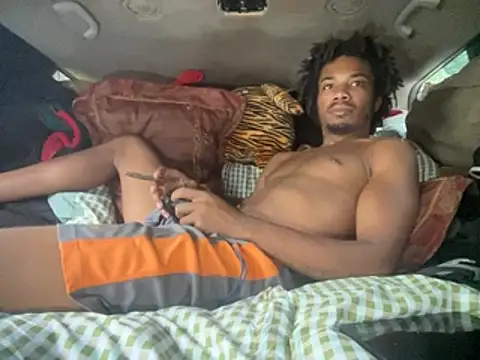 SlimeCrownzOut5 online show from 04-17-26, 09:29