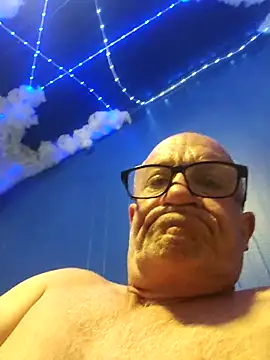 justjerkinaround666 online show from 04-30-26, 06:42