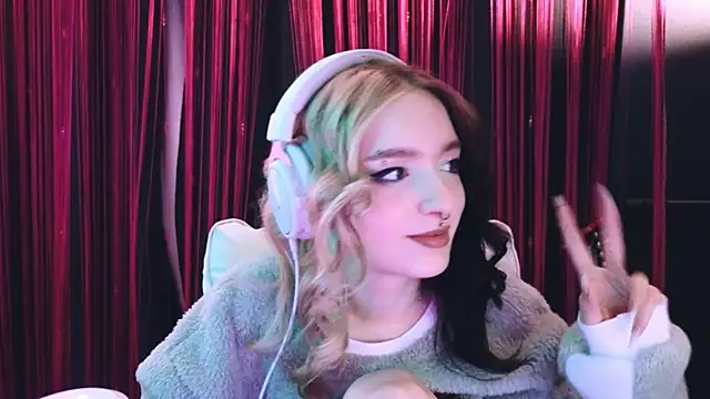 Avi Nile online show from 03-11-25, 02:43