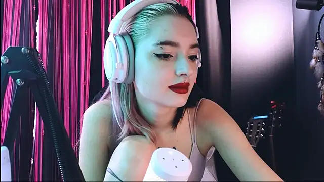 Avi Nile online show from 09-22-25, 04:36