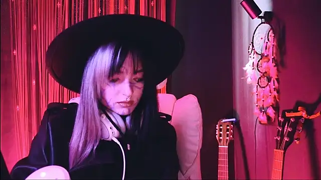 Avi Nile online show from 11-01-25, 04:36