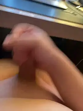 bigschlong290 online show from 02-11-25, 04:02