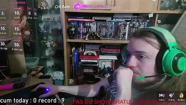 nicolasdumand21 online show from 02-15-25, 09:37