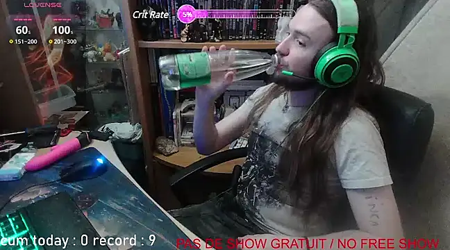 nicolasdumand21 online show from 02-21-25, 08:49