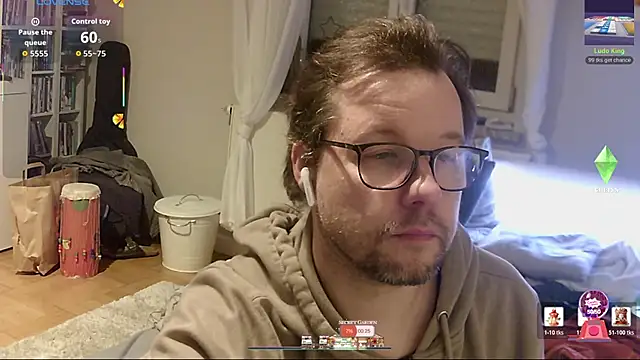 larsgessner30 online show from 04-25-26, 01:19