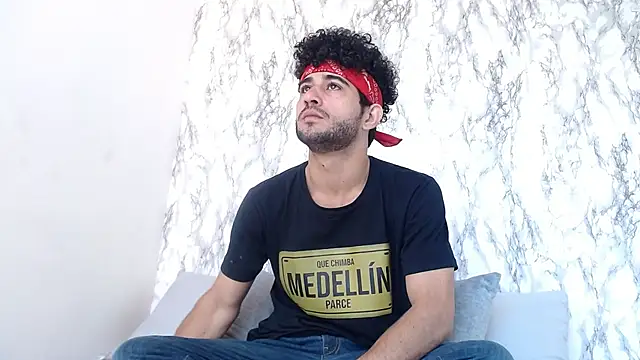 Moon and aaron online show from 02-17-26, 01:40