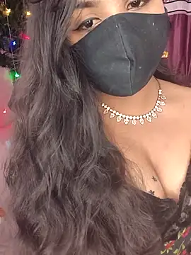 Snapshot of Tanvi-patil chatting on 09-30-25, 04:34 Tanvi-patil online show from 09-30-25, 04:34