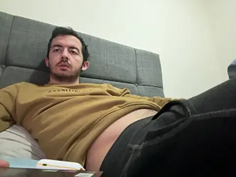 laynufff online show from 03-23-26, 07:01