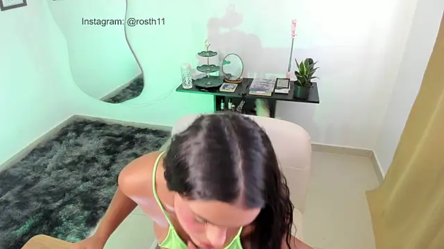 rossth1 online show from 02-05-25, 09:18