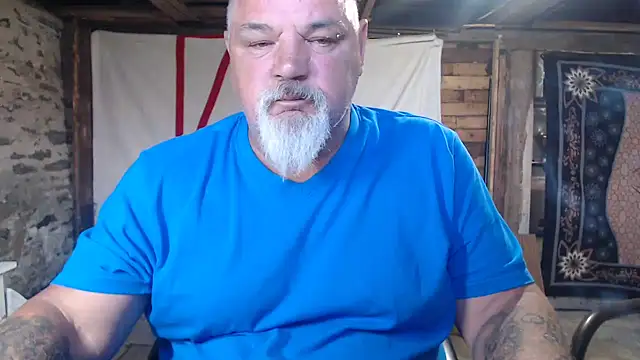 Snapshot of Newfiesausage1972 chatting on 06-19-26, 12:09 Newfiesausage1972 online show from 06-19-26, 12:09
