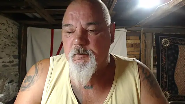 Snapshot of Newfiesausage1972 chatting on 07-17-26, 07:59 Newfiesausage1972 online show from 07-17-26, 07:59