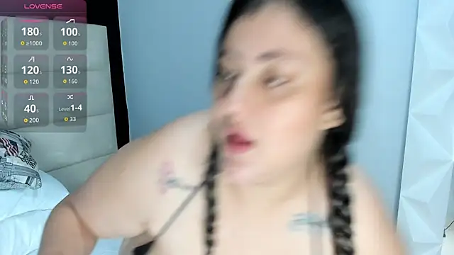 Snapshot of sharonboobs69 chatting on 10-28-25, 12:30 sharonboobs69 online show from 10-28-25, 12:30