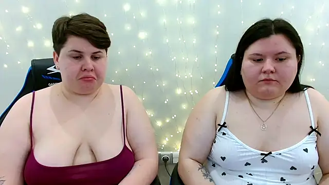 BeckyAndHellen online show from 02-28-26, 11:11