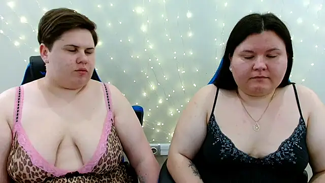 BeckyAndHellen online show from 07-20-26, 11:23