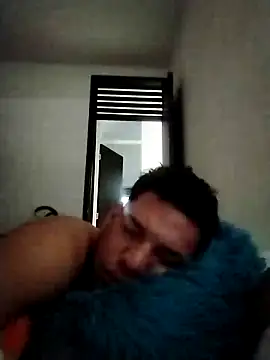 Snapshot of kinke31 chatting on 01-14-25, 11:31 kinke31 online show from 01-14-25, 11:31