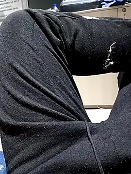 Jair2310 online show from 04-12-26, 09:14